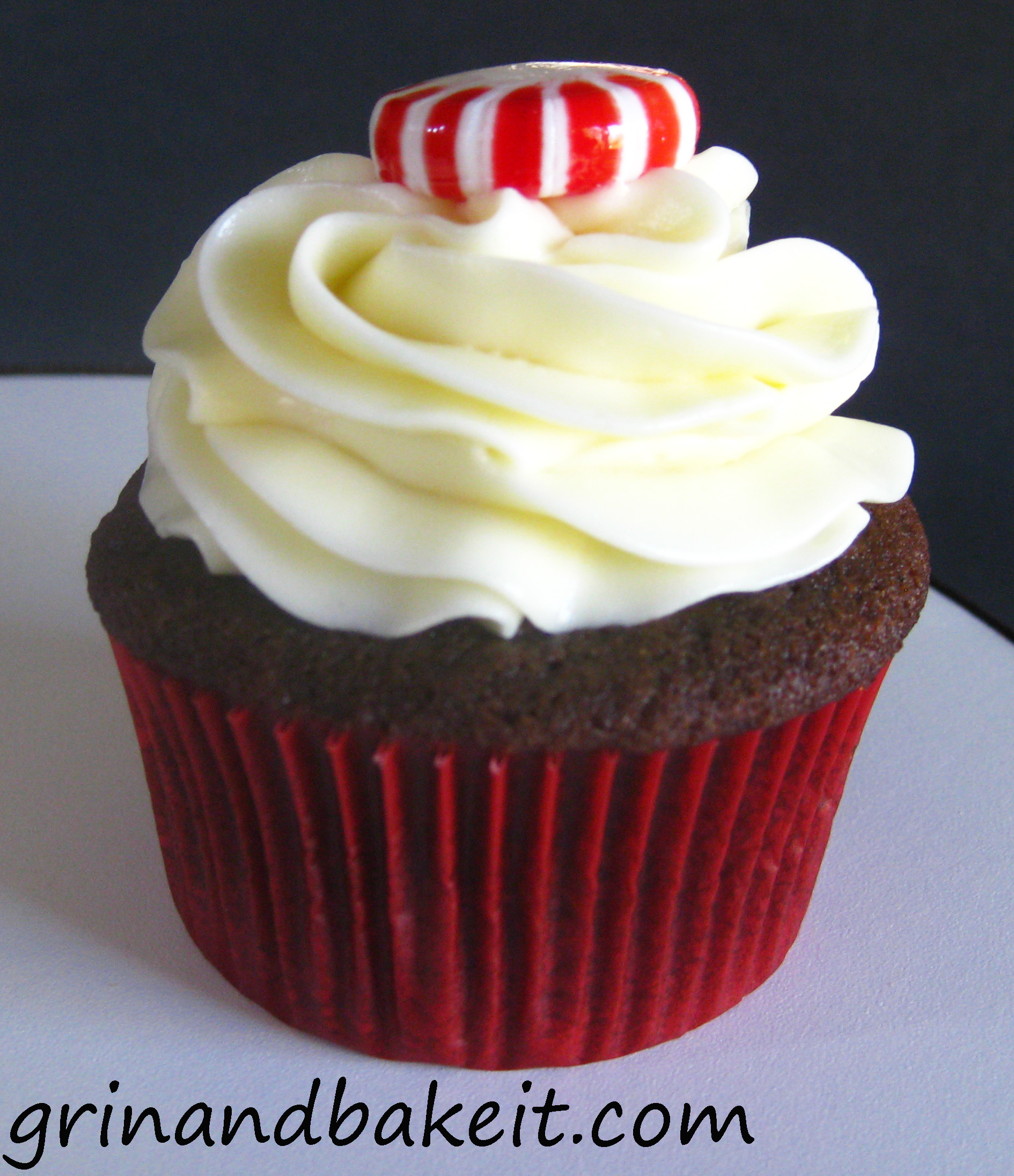 White Chocolate Peppermint Mocha Cupcakes – Eat More Chocolate Eat More Chocolate